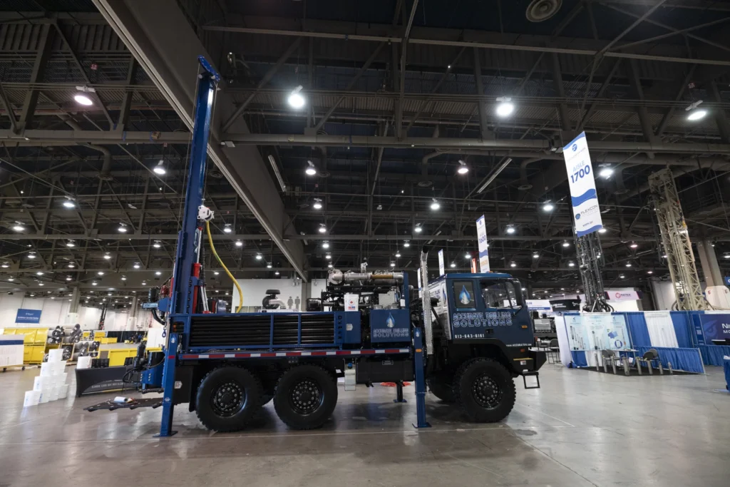 Derex 1340-14X Dual Rotary Drilling Rig
